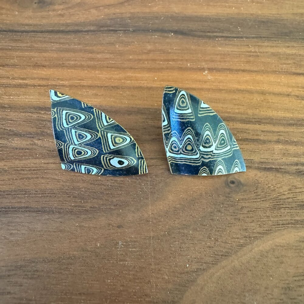 Designer silver post earrings with modern design - Picture 2 of 4